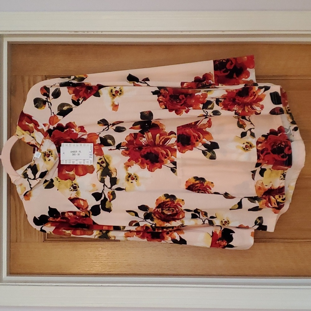 NWT Lularoe XL Amber